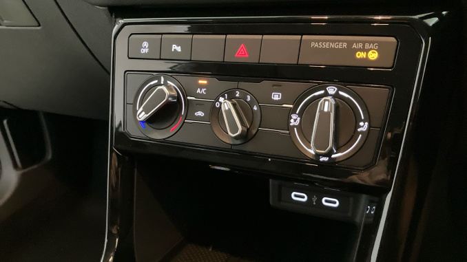 Volkswagen T-Cross 1.0 TSI Match 5dr Petrol Estate - Image 13